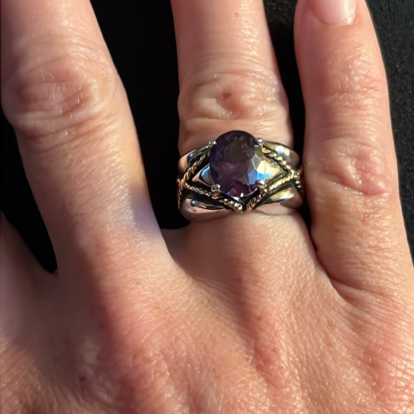 🍐TRADED🍐Simulated Amethyst on 2-toned Rope twist ring, Size 6 - Picture 3 of 10